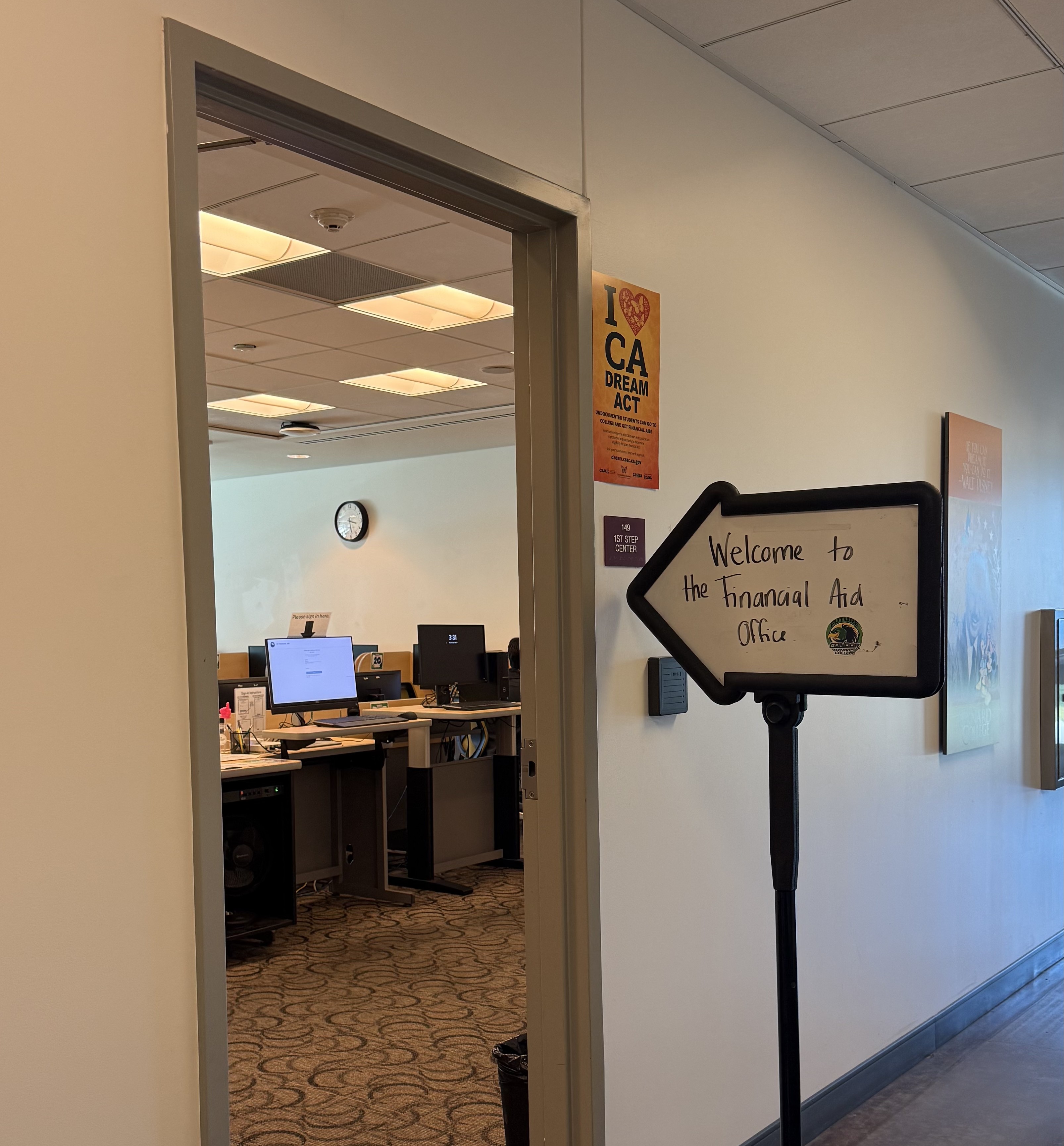 Financial Aid lab image