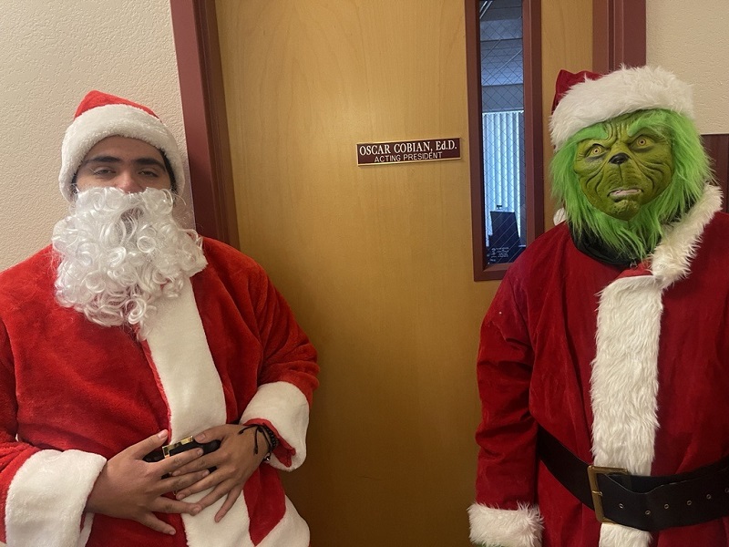 Santa/Grinch