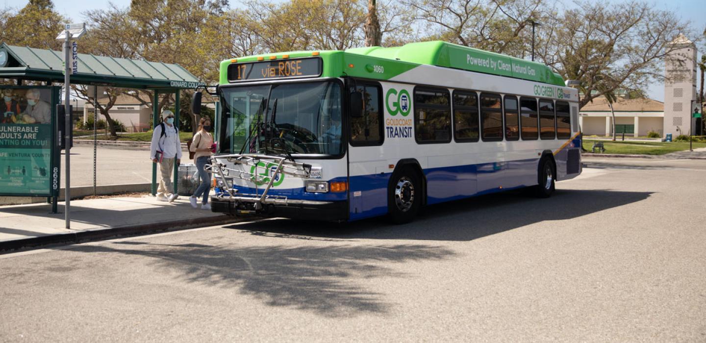 Gold Coast transit Bus at Oxnard College