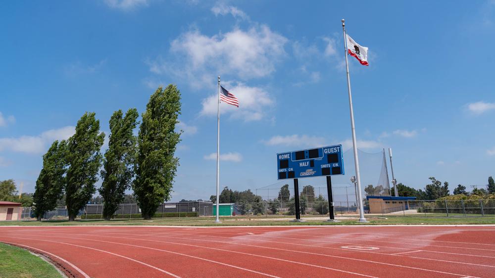 track and scoreboard